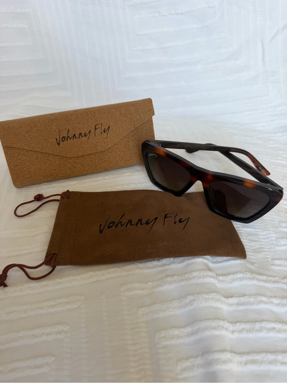 Johnny Fly Figure Sunglasses